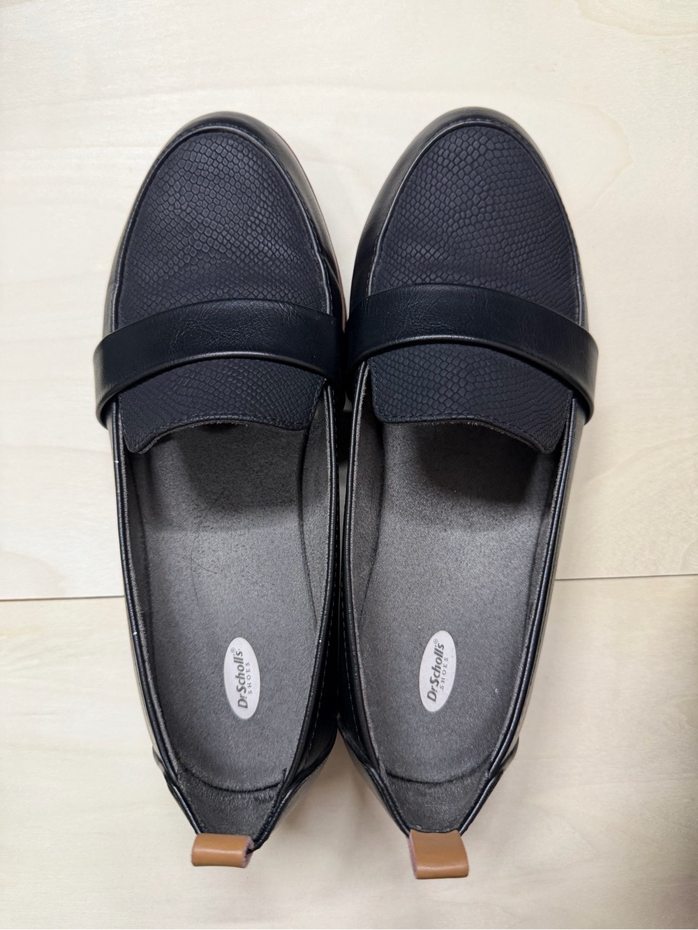Dr. Scholl's women’s Black Slip-On Penny Loafers 7w